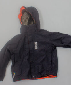 regn/ höst jacka strl 120